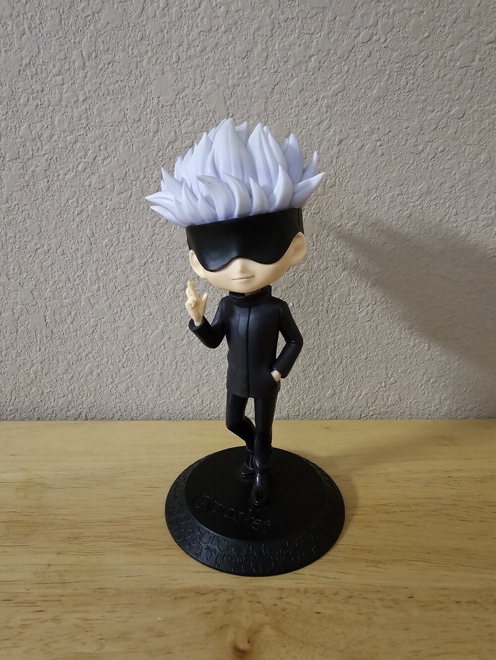 Qposket Gojo Figurine